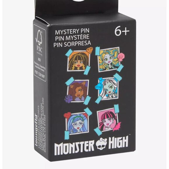 Monster High Loungefly Monster High Instant Photo Blind Box Enamel Pin - Picture 2 of 4